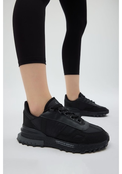 Tonny Black Kalın Termo Taban Yazı Detaylı Retro Stil Günlük Unisex Siyah Spor Ayakkabı Tbhkn005 Siyah Tonny Black Kalın Termo Taban Yazı Detaylı Retro Stil Günlük Unisex Siyah Spor Ayakkabı Tbhkn005 Siyah