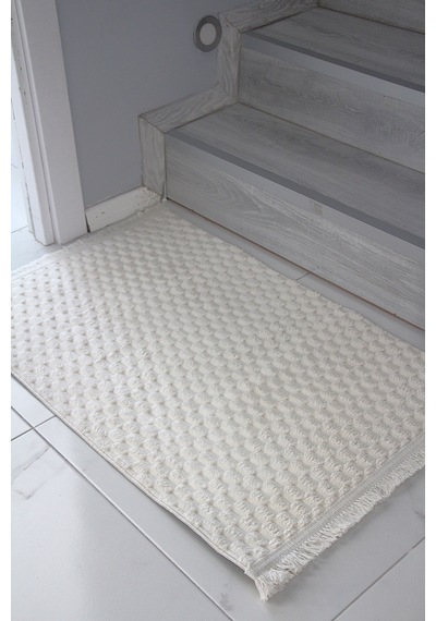 Kaymaz Taban Yumuşak Yüzey Saçaklı Paspas 60 X 90 Ebat Beyaz