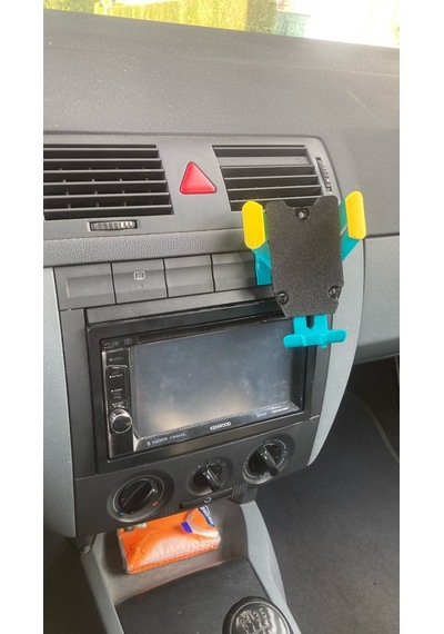 Skoda Fabia 1. Nesil Konsol İçin Telefon Tutucu