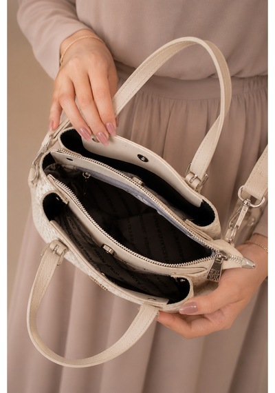 Just Polo Kadın Orta Boy Premium Deri Ayarlanabilir Askılı 3 Bölmeli Şık El & Omuz Çantası Shoulder Bag Krem