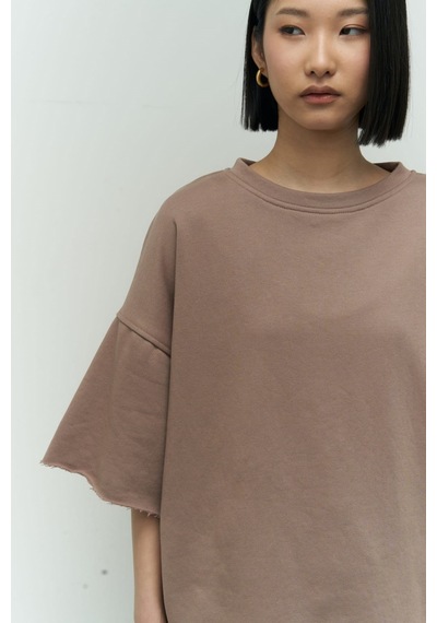 Mai Collection Mai Studios Co. Lion Yırtıklı Boz Oversize T-shirt Eşofman Takım Kahverengi Mai Collection Mai Studios Co. Lion Yırtıklı Boz Oversize T-shirt Eşofman Takım Kahverengi