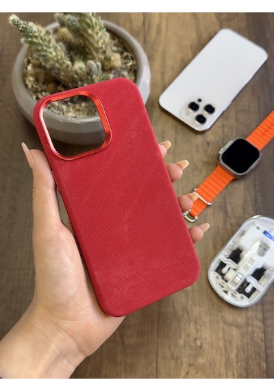 Apple iPhone 15 Pro Max Uyumlu Kadife Yüzeyli Magsafe Uyumlu Premium Kılıf Soocase691 Kırmızı