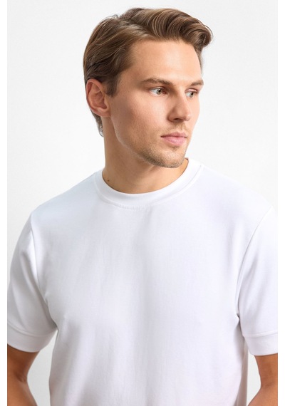 Backandbond Beyaz Regular Fit Bisiklet Yaka Tişört