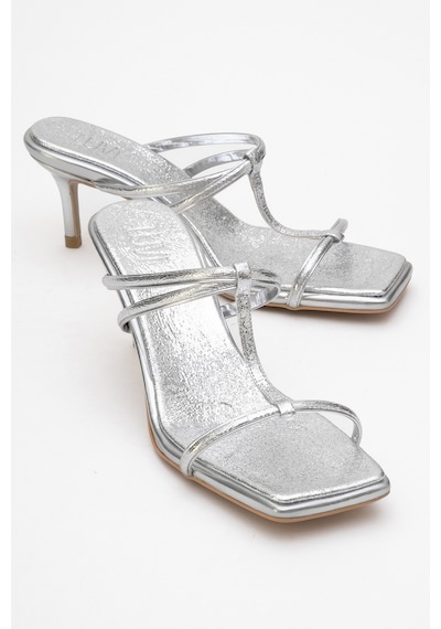 Luvishoes Luvi Shoes Mocha Gümüş Desenli Kare Burunlu İnce Bantlı Kadın Topuklu Terlik Gümüş Luvishoes Luvi Shoes Mocha Gümüş Desenli Kare Burunlu İnce Bantlı Kadın Topuklu Terlik Gümüş