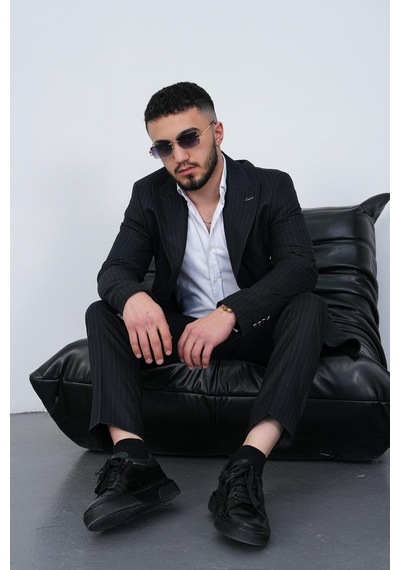 Dupont Classics Dupont Slim Fit Sivri Yaka 6 Drop Çift Yırtmaç Çizgili Viskon Kruvaze Erkek Takım Elbise Koyu Lacivert Dupont Classics Dupont Slim Fit Sivri Yaka 6 Drop Çift Yırtmaç Çizgili Viskon Kruvaze Erkek Takım Elbise Koyu Lacivert