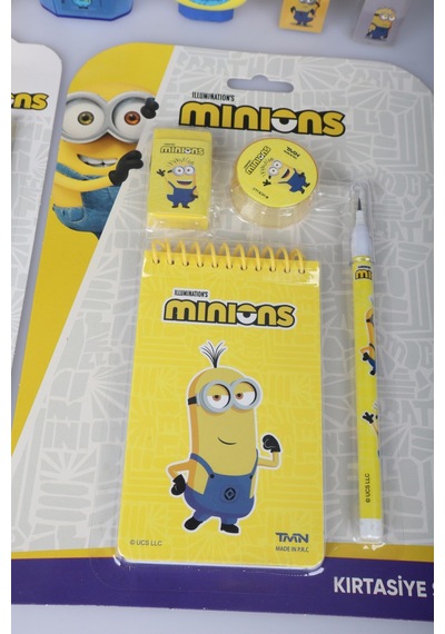 X Dekomus , Lisanslı Minions 12 Parça Kırtasiye Seti Silgi,kurşun Kalem,not Defteri,kalemtraş Diğer