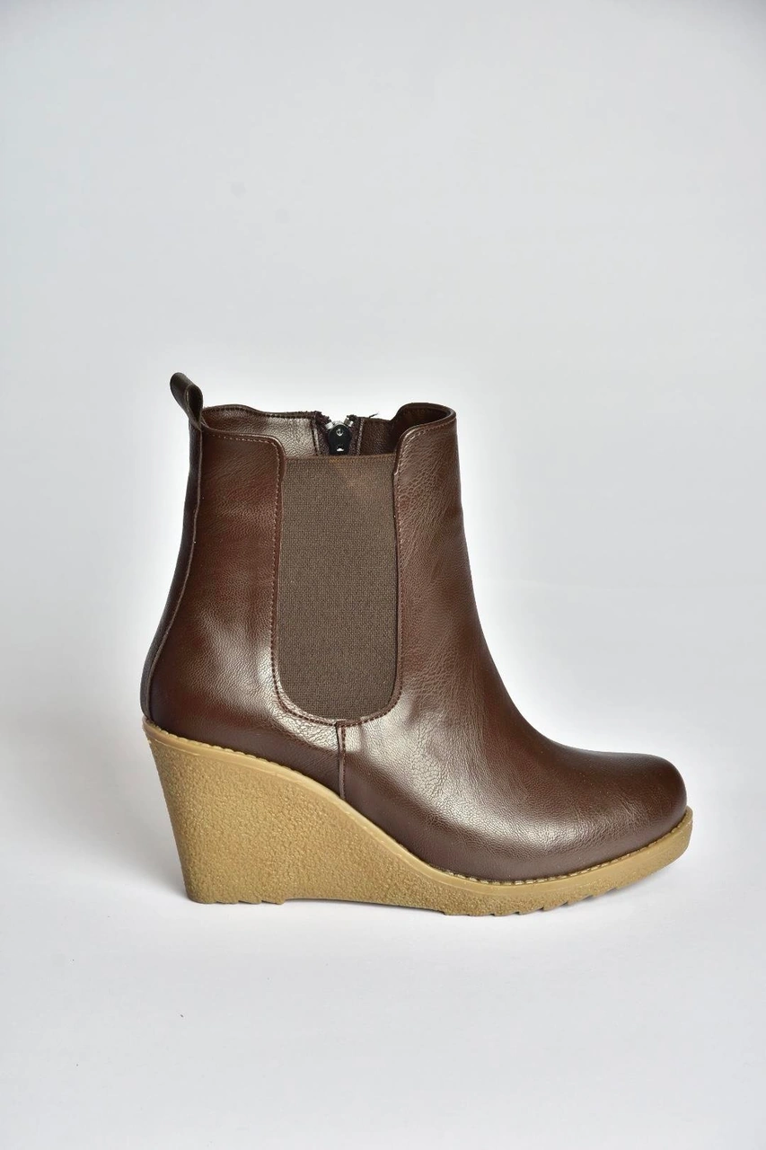 Fox Shoes V361197009 Kahverengi Dolgu Topuklu Kadın Bot Kahverengi-suni Deri