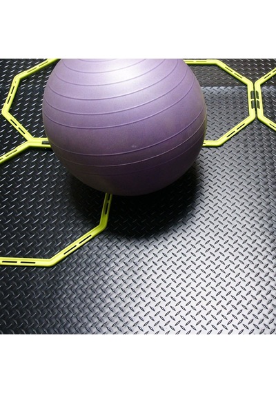 Kauçuk Rulo "diamond-plate" - 3 Mm X 1,2 M X 0,3 M Rulo - Siyah