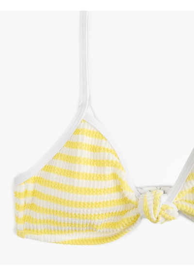 Koton Koton X Sibil Çetinkaya - Düğüm Detaylı İnce Askılı Dokulu Çizgili Bikini Üstü Sarı Çizgili 5sak10100mm Koton Koton X Sibil Çetinkaya - Düğüm Detaylı İnce Askılı Dokulu Çizgili Bikini Üstü Sarı Çizgili 5sak10100mm