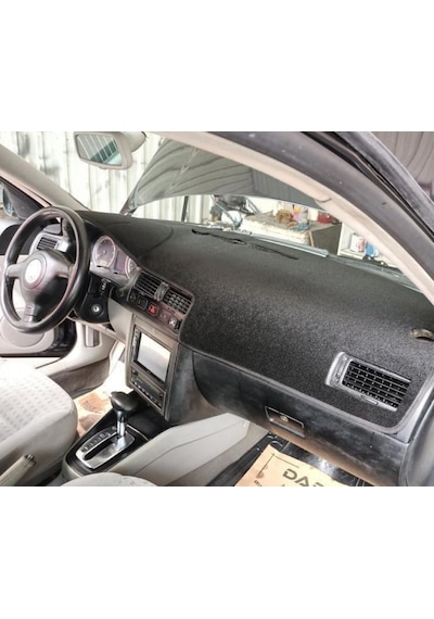 1997-2003 VW Golf 4 Torpido Koruma Halısı Kenar Renk Siyah