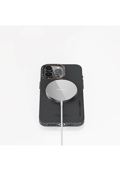 Apple Uyumlu iPhone 15 Plus Kılıf Recci Machinist Serisi Magsafe Şarj Özellikli Magnetik Karbon Kapak Gri Gri Apple Uyumlu iPhone 15 Plus Kılıf Recci Machinist Serisi Magsafe Şarj Özellikli Magnetik Karbon Kapak Gri Gri