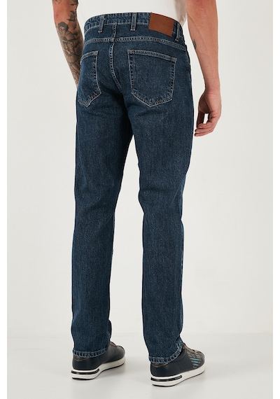 Buratti Streç Pamuklu Comfort Fit Yüksek Bel Boru Paça Jeans Erkek Kot Pantolon 4400C04Texas Mavi Buratti Streç Pamuklu Comfort Fit Yüksek Bel Boru Paça Jeans Erkek Kot Pantolon 4400C04Texas Mavi
