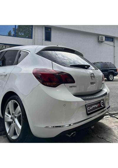 Opel Astra J Hatchback 2012-2018 Yıl Aralığı Uyumlu Arka Tampon Eşiği Mat