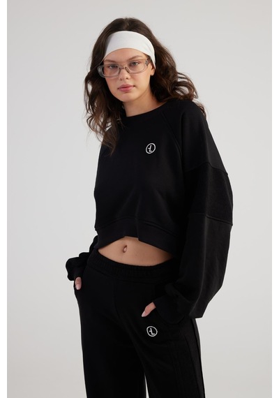 Holly Lolly Bisiklet Yaka Şardonsuz Crop Cali Sweatshirt Siyah