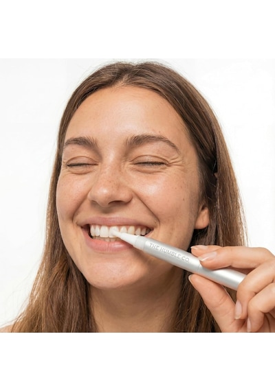 The Humble Co. Teeth Whitening Pen 4ml Diş Beyazlatma Kalemi Peroksit İçermez Hidroksiapatit İle Güçlendirilmiş
