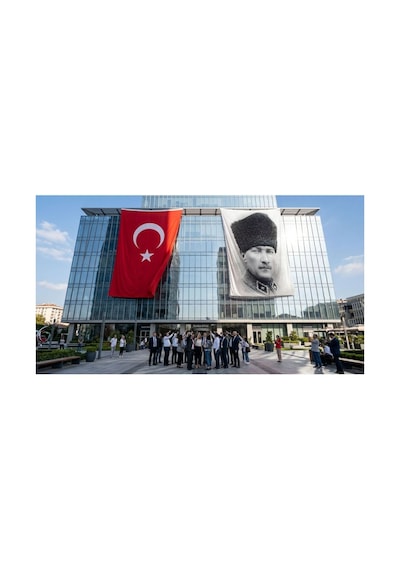 Siyah Beyaz Kalpaklı Atatürk Portresi Bayrak Ve Türk Bayrağı Premium Raşel Kumaş 2'li Set 10x15 Metre Ata30 Diğer