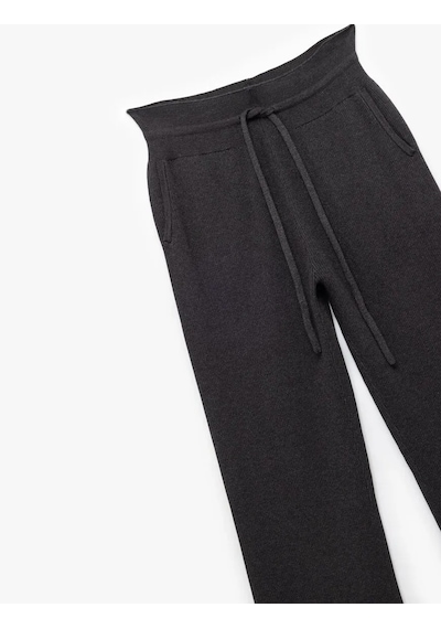 Koton Beli Bağcıklı Cepli Yüksek Bel Düz Bol Paça Kadın Triko Pantolon 6wak40001ht Antrasit Koton Beli Bağcıklı Cepli Yüksek Bel Düz Bol Paça Kadın Triko Pantolon 6wak40001ht Antrasit