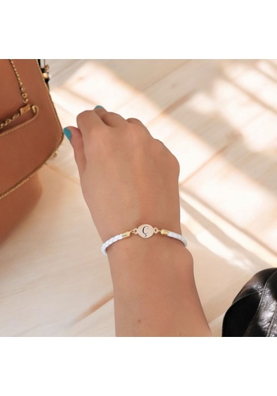 Ç Harfine Özel Doğal Beyaz Derili Oval Motifli 14 Ayar Altın Plakalı Hediye Bileklik-529harf Ç