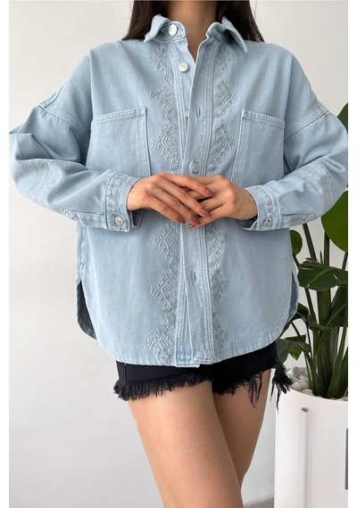 Femelle Kadın Buz Mavi Yeni Sezon Çift Cepli Standart Beden Nakış Işlemeli Oversize Ceket