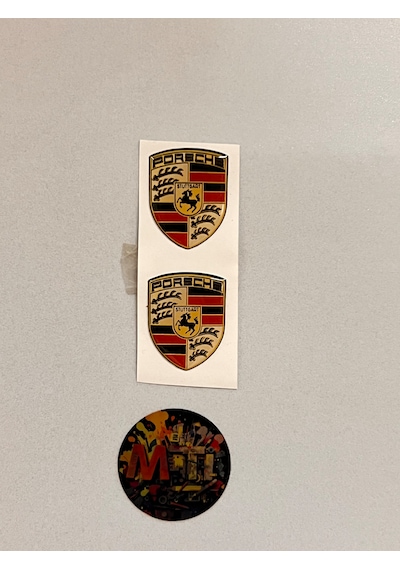 Porsche Damla Sticker Etiket Kabartmalı 3dsilikon Direk Arma Porsche Etiketçilere Özel 2adet 3,5x3cm Çok Renkli