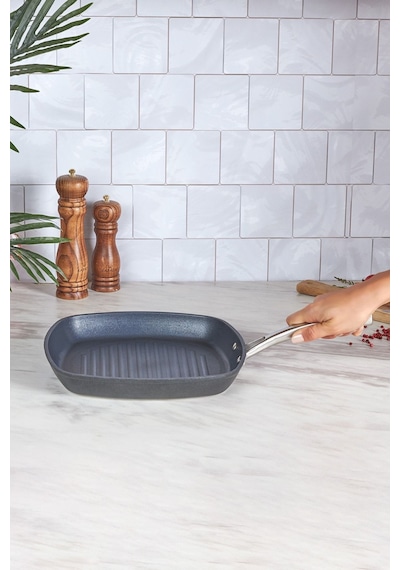 Karaca  Biodiamond Pro İndüksiyon Tabanlı Grill Tava 28 Cm