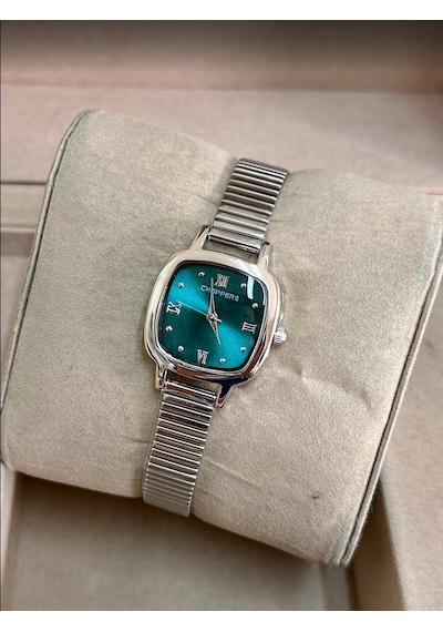 Gümüş Renk Kaplama Çelik Kordonlu Şık Vıp Model Yeşil Kare Kadranlı Kadın Saati Vintage Şıklık Gümüş