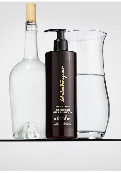 Salvatore Ferragamo Bianco Di Carrara Conditioner 380 Ml