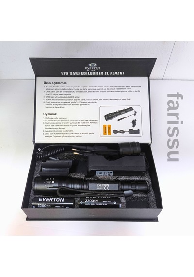 Everton Rt-s117 Led El Feneri 800 Lümen Zoomlu Uzun Menzil Şarjlı Güçlü Aydınlatma Siyah