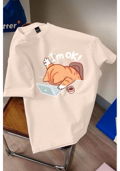 Yorgun Kedi İllüstrasyonlu Unisex Tasarım Tişört Taş Rengi
