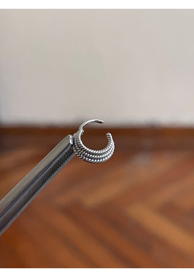 316 L Cerrahi Çelik 3 Sıralı Burgulu Halka Piercing Kilitli Burgu Halka Piercing Çoklu Halka Siyah - Yeşil