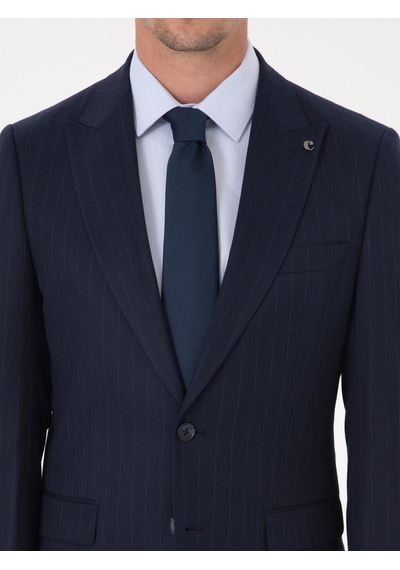 Cacharel Lacivert Slim Fit Çizgili Kırlangıç Yaka Takım Elbise Cacharel Lacivert Slim Fit Çizgili Kırlangıç Yaka Takım Elbise