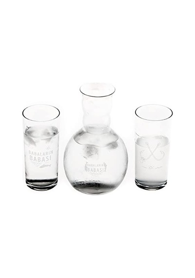 Babaların Babası Esprili Ahşap Kutulu Rakı Seti 2 Adet Kadeh 1 Adet Sürahi Duble Metre Çok Renkli