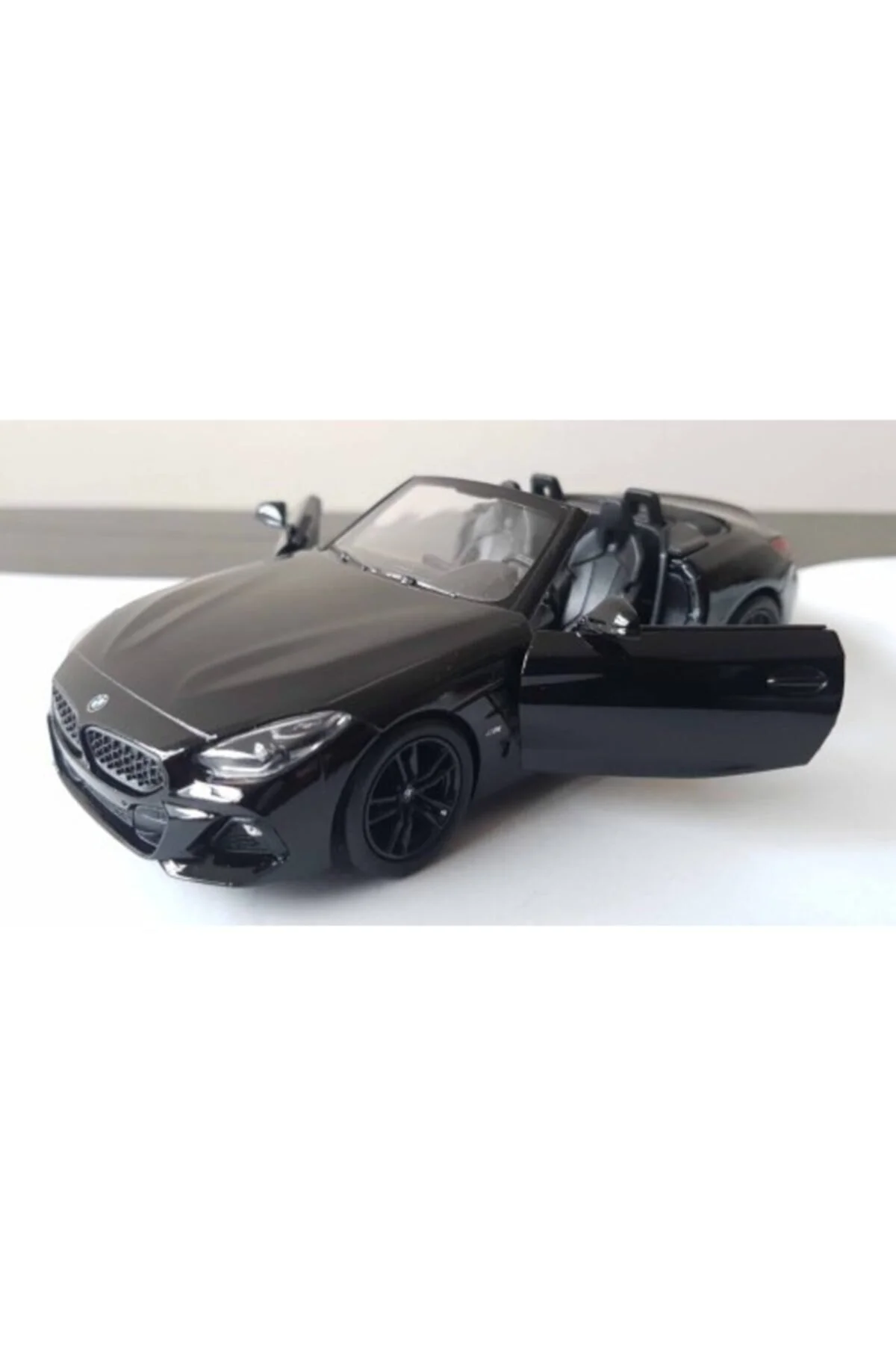 Orijinal 12.5 Cm Bmw Z4 M40i Cabriolet Üstü Açık Model Araç Oyuncak Araba Siyah