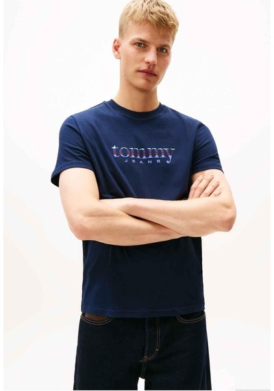 Tommy Hilfiger Erkek Logolu Pamuklu Bisiklet Yakalı Şık Görünüşlü Günlük Kullanıma Uygun Lacivert T-12263 Lacivert Tommy Hilfiger Erkek Logolu Pamuklu Bisiklet Yakalı Şık Görünüşlü Günlük Kullanıma Uygun Lacivert T-12263 Lacivert