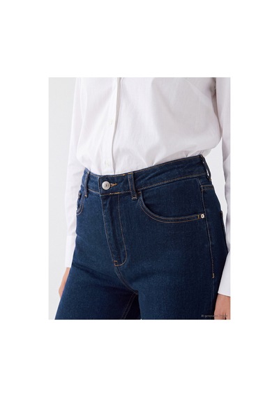 LC Waikiki Nevavm Farkıyla Lcw Everyday İndigo Denim Düz Straight & Düz Yüksek Bel Düz Paça Kadın Jean Pantolon İndigo - 929080472 İndigo LC Waikiki Nevavm Farkıyla Lcw Everyday İndigo Denim Düz Straight & Düz Yüksek Bel Düz Paça Kadın Jean Pantolon İndigo - 929080472 İndigo