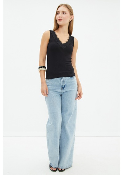 Fullamoda Dantelli V Yaka Slim Fit Bluz Siyah