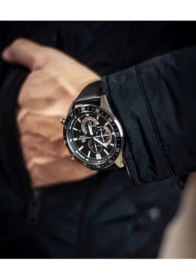 Casio Edifice EFV-620L-1AVUDF Erkek Kol Saati