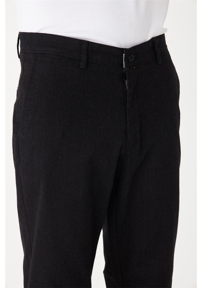Siyah Premium Dokulu Klasik Pantolon Siyah