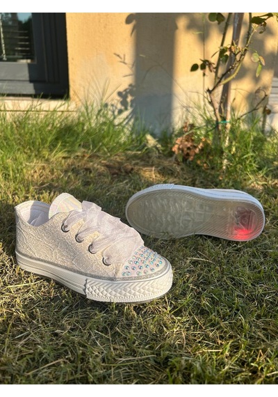 Scarpe Magiche Beyaz Kız Çocuğu Ayakkabısı Işıklı 31-35 Numara Arası Işıksızdır Beyaz