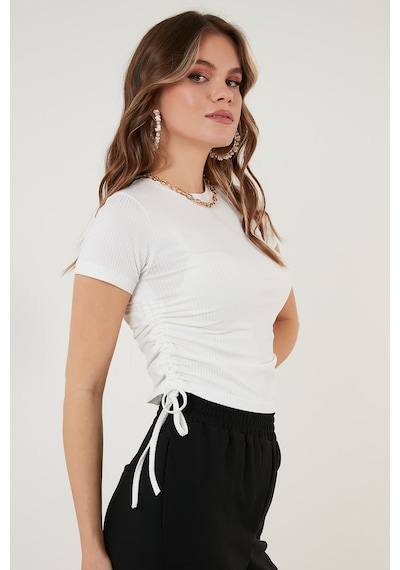 Lela Yanlardan Büzgülü Kısa Kollu Crop Bayan Bluz 5864010 Ekru