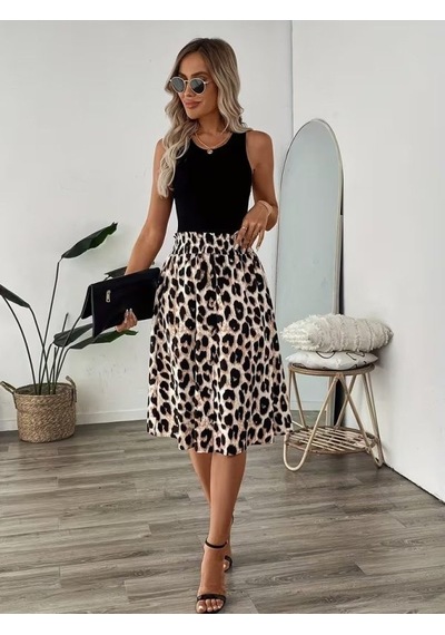 Veraura Lifestyle Kadın Askılı Yuvarlak Yakalı Viskon Bluz Ve Leopar Desenli Önü Düğmeli Midi Etek Ikili Takım siyah