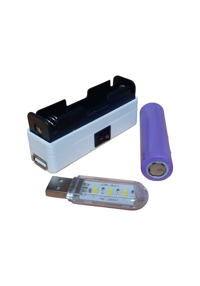Mini Powerbank Tek Hücreli 18650 Li-ıon 3.7v Pil Type-c İle Şarj Ve Mini Usb Led Lamba