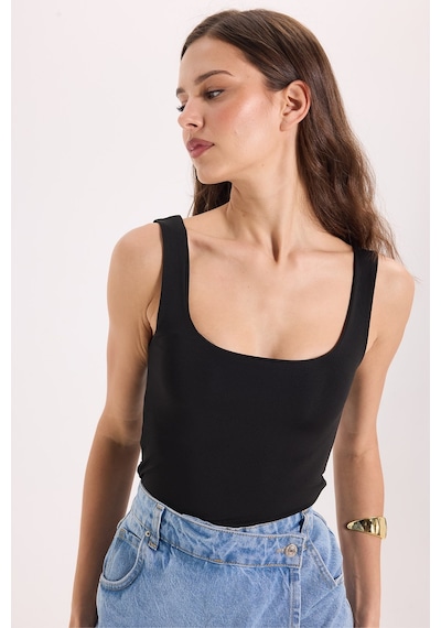 Tudors Kadın Slim Fit Dar Kesim Askılı Kare Yaka Sırtı Açık Sandy Kumaş Çıtçıtlı Siyah Body-51246 Tudors Kadın Slim Fit Dar Kesim Askılı Kare Yaka Sırtı Açık Sandy Kumaş Çıtçıtlı Siyah Body-51246