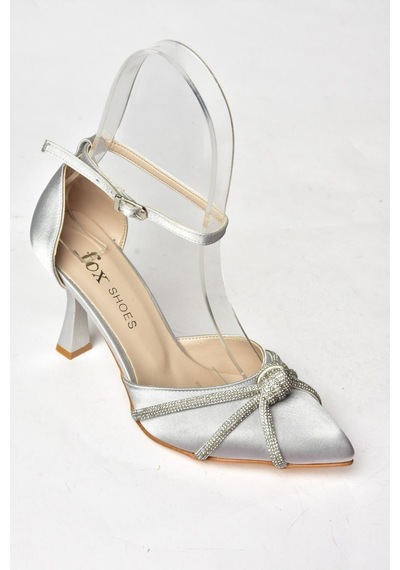 Fox Shoes S246061904 Gümüş Saten Kumaş Taşlı Abiye Ayakkabı Gümüş