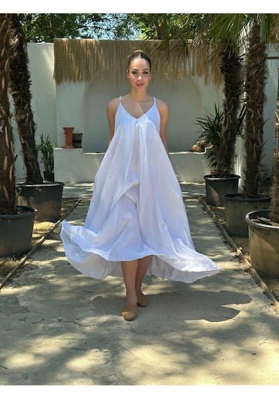 Yazlık Keten Askılı Oversize Elbise Beyaz