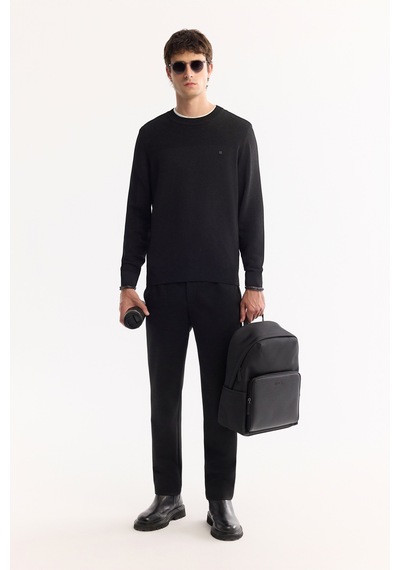 Avva Erkek Siyah Bisiklet Yaka Rayon Tüylenmeyen Dokulu Triko Regular Fit Kazak A52y5018 Avva Erkek Siyah Bisiklet Yaka Rayon Tüylenmeyen Dokulu Triko Regular Fit Kazak A52y5018