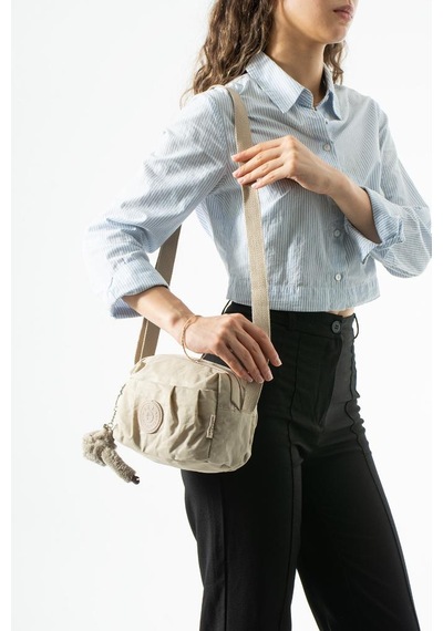 Baginn Klinkır Hafif Yağmur Geçirmez Kadın Postacı Çanta Çok Cepli 20 15 Cm Omuz Çantası 571 Collection Krem
