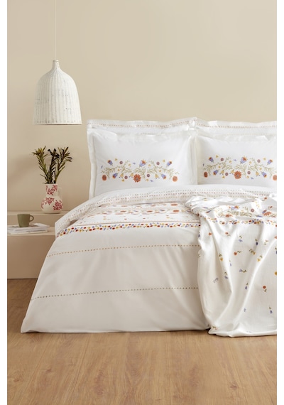 Karaca Home Clarice %100 Pamuk Çift Kişilik Nevresim Pike Takımı Multicolor 200.22.11.0340 Çok Renkli