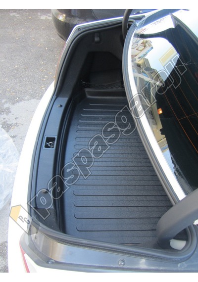 Mercedes C Serisi Sedan W204 Plastikli Bagaj Havuzu 2007-2013 Ara