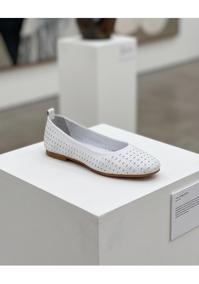 Futsishoes Bella Beyaz Hakiki Deri Lazer Kesim Kadın Babet